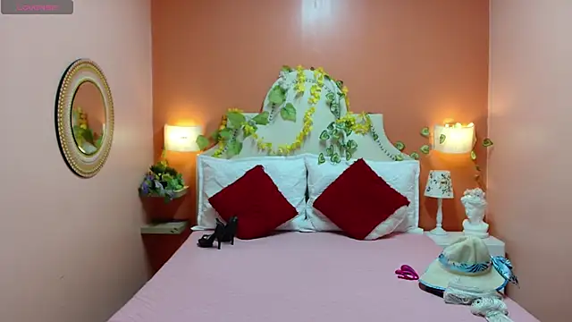 Snapshot of Dalila_Najjar_ chatting on 02-14-26, 02:39 Dalila Najjar online show from 02-14-26, 02:39