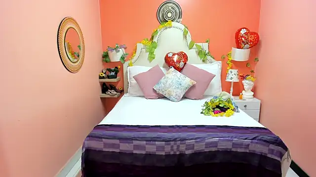 Dalila Najjar  online show from 04-26-26, 02:58