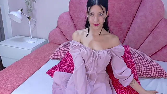 Snapshot of AmberStonne__ chatting on 03-24-26, 02:55 AmberStonne online show from 03-24-26, 02:55