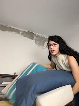 dani bela online show from 04-15-26, 05:13