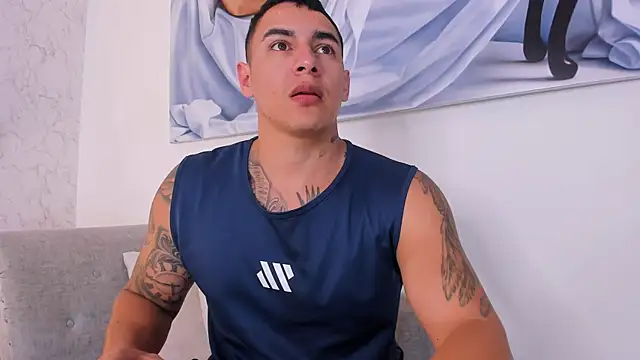 Snapshot of MassimoCo_ chatting on 02-06-26, 09:16 MassimoCo online show from 02-06-26, 09:16