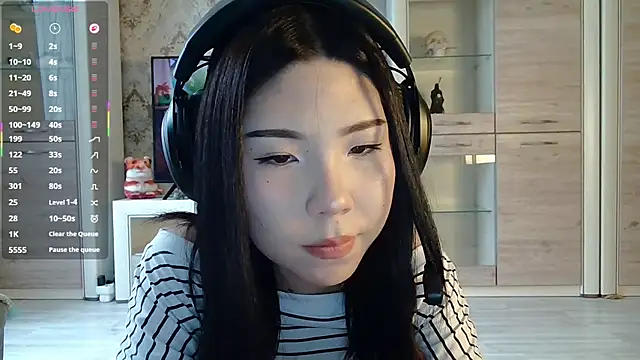 AprilOnilll online show from 02-23-26, 10:05