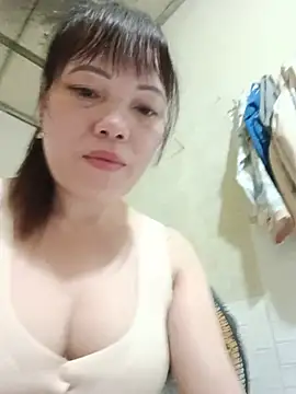 Snapshot of Sana-vn chatting on 07-23-26, 03:52 Sana-vn online show from 07-23-26, 03:52