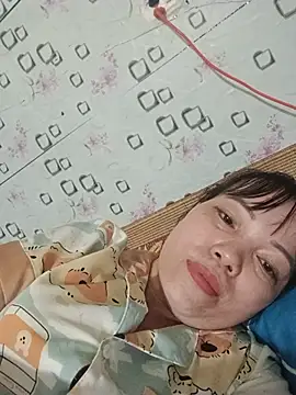 Snapshot of Sana-vn chatting on 07-15-26, 11:28 Sana-vn online show from 07-15-26, 11:28