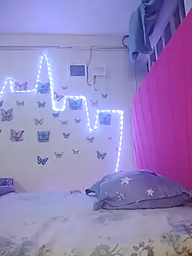 smily sophia online show from 04-19-26, 01:34