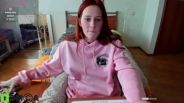 Lily Viola online show from 02-11-26, 10:37