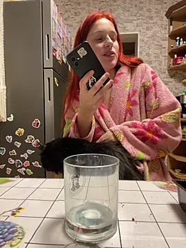 Lily Viola online show from 02-25-26, 07:36