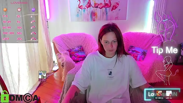 Lily Viola online show from 06-15-26, 07:41