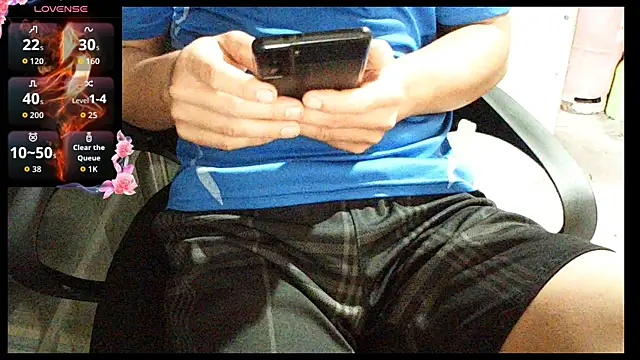 Snapshot of Deptraidatinh chatting on 03-21-26, 01:18 Deptraidatinh online show from 03-21-26, 01:18