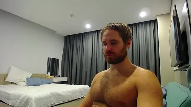 LorenzoLux online show from 05-18-26, 03:28