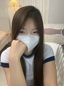  xiaoxinxin  online show from 04-24-26, 02:30