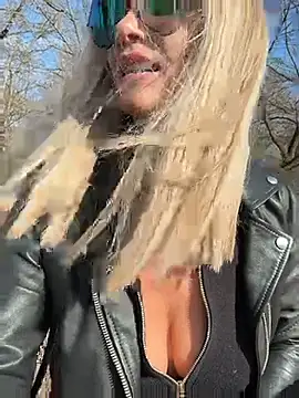 NaughtyNinky online show from 03-10-26, 12:53