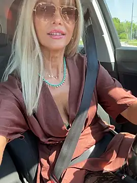 NaughtyNinky online show from 05-26-26, 09:29