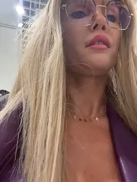 NaughtyNinky online show from 02-26-26, 12:16