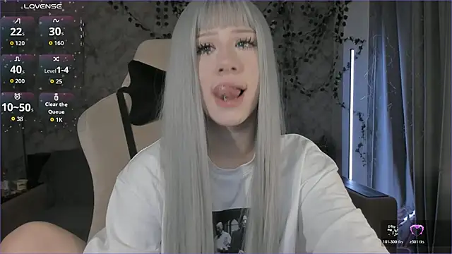 Necucubi02 online show from 04-10-26, 12:39