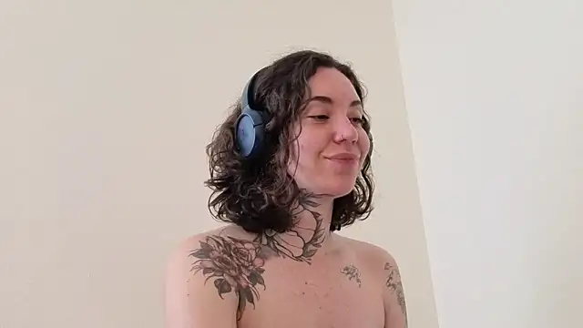 Dirty Pink online show from 05-16-26, 08:35