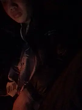 Minhkhue121 online show from 02-12-26, 01:00