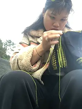 Minhkhue121 online show from 02-22-26, 03:42