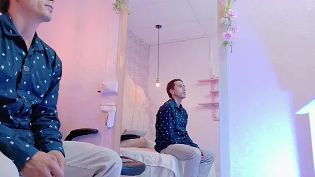 AdanNdEva online show from 01-13-26, 07:40