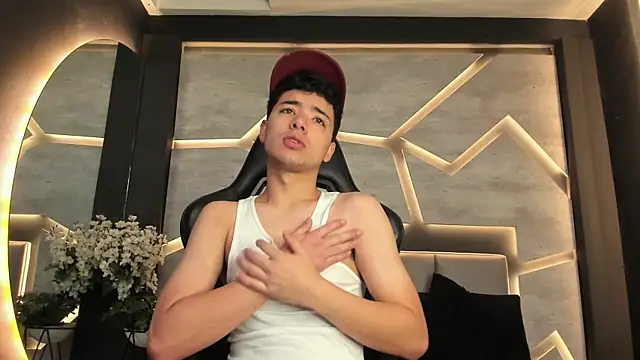 Snapshot of Matt_Wolf_ chatting on 01-10-26, 11:38 Matt Wolf online show from 01-10-26, 11:38