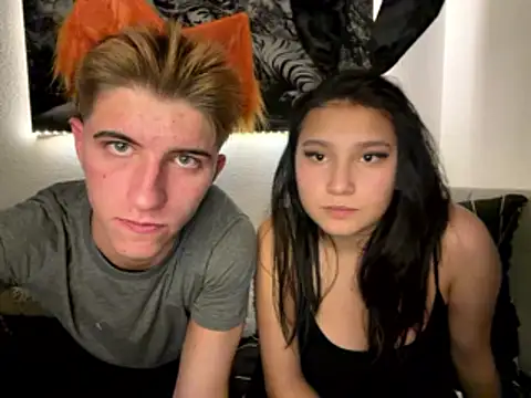 foxandbunny1 online show from 01-11-26, 05:09