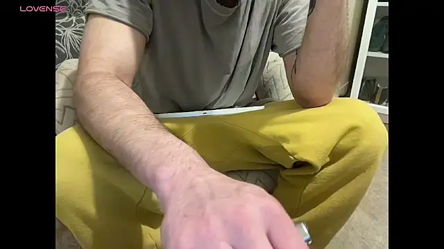 Snapshot of wolverinedream chatting on 02-17-26, 03:26 wolverinedream online show from 02-17-26, 03:26