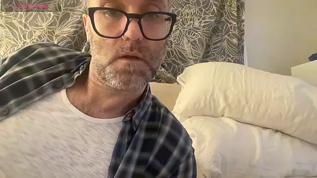 Snapshot of wolverinedream chatting on 02-03-26, 12:10 wolverinedream online show from 02-03-26, 12:10