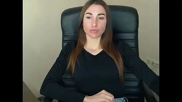 cammila horn online show from 01-12-26, 01:40