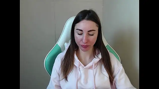 cammila horn online show from 03-09-26, 07:01