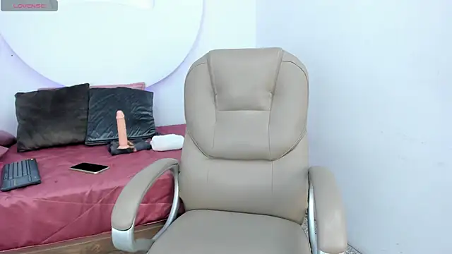 AmberJoyMilf online show from 04-16-26, 10:16