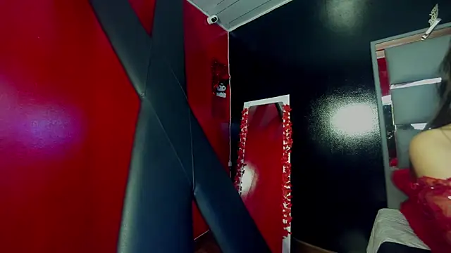 Clarita Hill online show from 02-25-26, 07:36