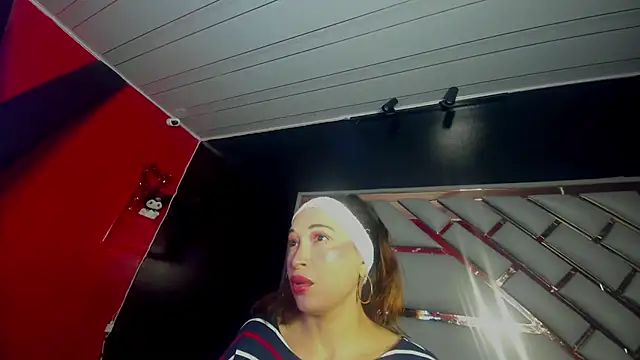 Clarita Hill online show from 03-24-26, 06:30