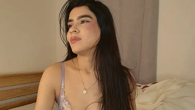 LunaRousse  online show from 01-08-26, 02:06