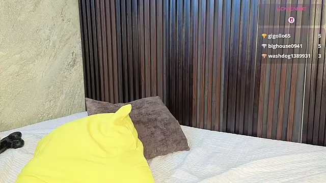 Snapshot of tanisha__lux chatting on 04-11-26, 07:45 tanisha lux online show from 04-11-26, 07:45