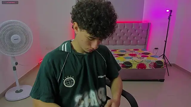 Snapshot of jean_burns chatting on 02-26-26, 07:58 jean burns online show from 02-26-26, 07:58