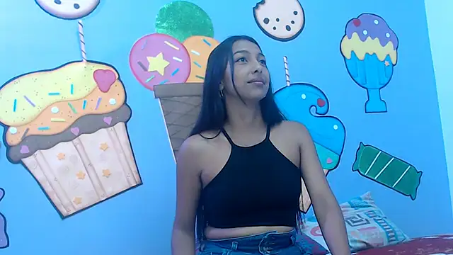 skinnysexzara18 online show from 01-11-26, 01:23