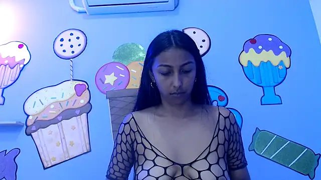 skinnysexzara18 online show from 03-02-26, 05:19