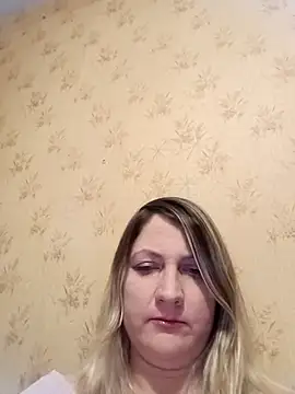 Stephania77727 online show from 01-10-26, 06:25