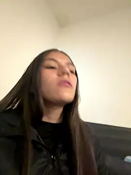 TaylorrHill online show from 01-09-26, 01:34