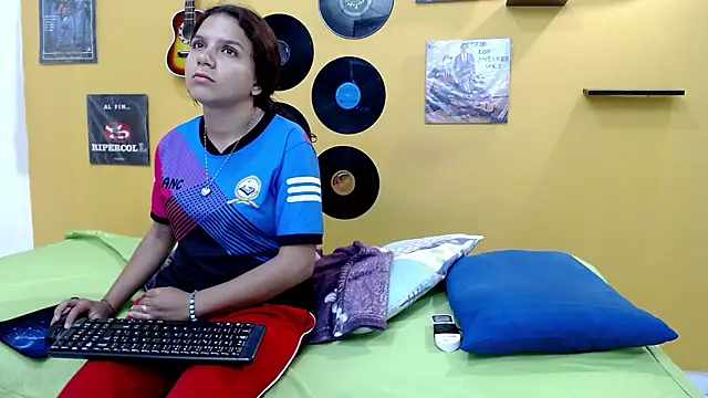 marcelasweet457 online show from 02-25-26, 08:25