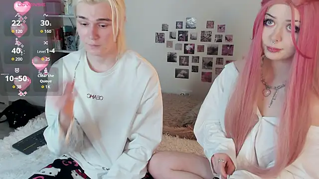 SweetheartsFriends online show from 05-13-26, 12:28