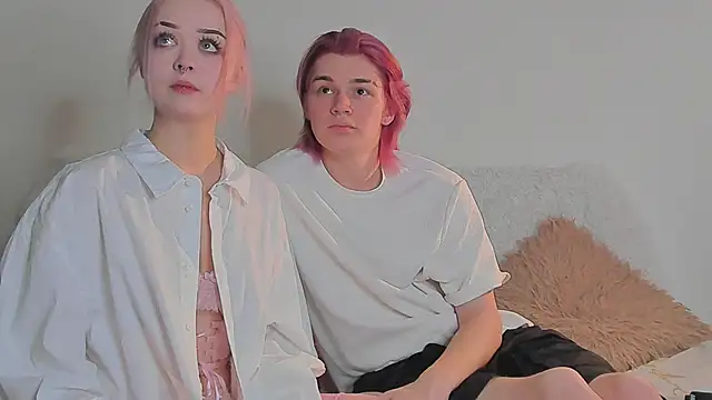 SweetheartsFriends online show from 02-05-26, 07:15