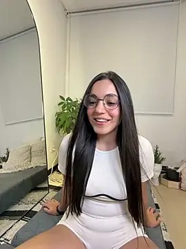 Snapshot of EVA_WILD1 chatting on 02-24-26, 01:17 EVA WILD1 online show from 02-24-26, 01:17