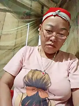 Snapshot of Agnes-baby chatting on 07-07-26, 10:24 Agnes-baby online show from 07-07-26, 10:24