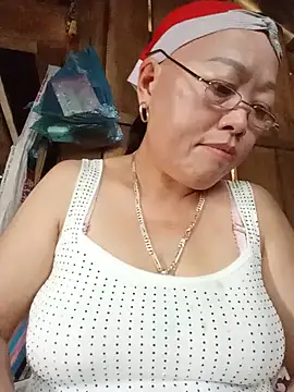 Snapshot of Agnes-baby chatting on 07-10-26, 01:49 Agnes-baby online show from 07-10-26, 01:49