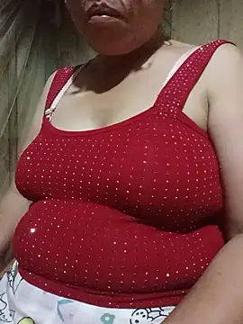 Snapshot of Agnes-baby chatting on 06-15-26, 03:01 Agnes-baby online show from 06-15-26, 03:01