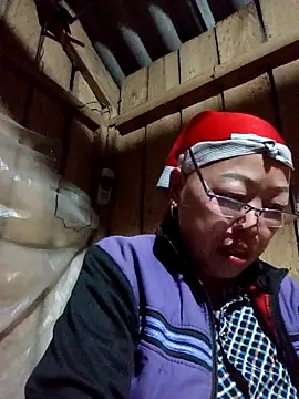 Agnes-baby online show from 02-21-26, 10:45