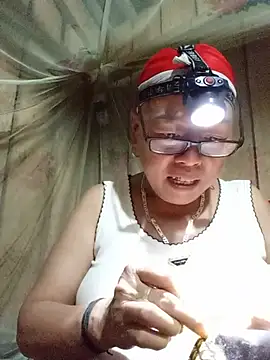 Snapshot of Agnes-baby chatting on 07-16-26, 02:36 Agnes-baby online show from 07-16-26, 02:36