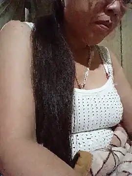 Snapshot of Agnes-baby chatting on 06-30-26, 11:38 Agnes-baby online show from 06-30-26, 11:38