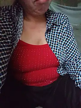Snapshot of Agnes-baby chatting on 06-10-26, 03:08 Agnes-baby online show from 06-10-26, 03:08